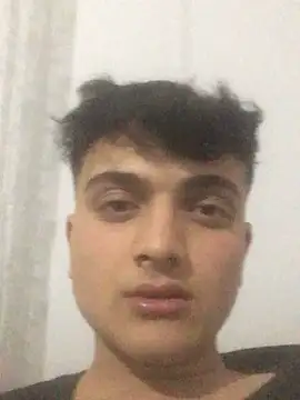 boy 3835 online show from March 5, 2025, 9:48 pm