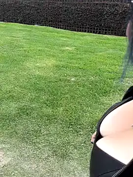 sophie banger online show from October 26, 2025, 4:18 pm