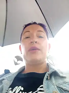 sophie banger online show from November 8, 2025, 9:18 pm