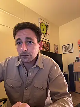 Snapshot of defbond420 chatting on November 16, 2025, 10:13 pm defbond420 online show from November 16, 2025, 10:13 pm