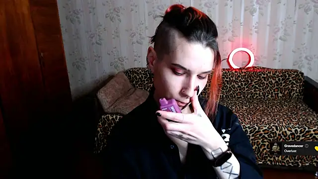 Snapshot of Miya_Wey_ chatting on February 9, 2025, 11:58 am Miya Wey  online show from February 9, 2025, 11:58 am