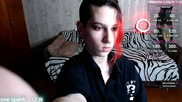 Snapshot of Miya_Wey_ chatting on February 21, 2025, 7:21 pm Miya Wey  online show from February 21, 2025, 7:21 pm