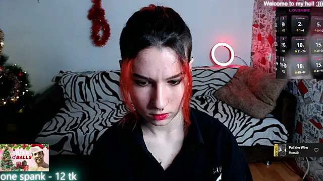 Snapshot of Miya_Wey_ chatting on January 12, 2025, 11:07 am Miya Wey  online show from January 12, 2025, 11:07 am