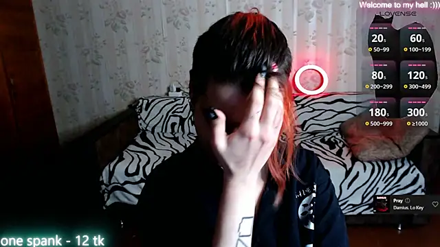 Snapshot of Miya_Wey_ chatting on February 2, 2025, 5:37 pm Miya Wey  online show from February 2, 2025, 5:37 pm