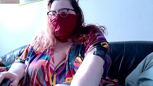 DoubleCherryBombXO online show from February 4, 2025, 2:53 pm