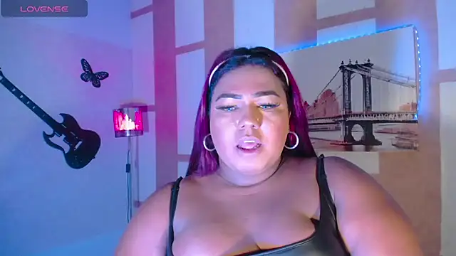 Snapshot of OpraxBellinda chatting on November 7, 2025, 7:57 am OpraxBellinda online show from November 7, 2025, 7:57 am