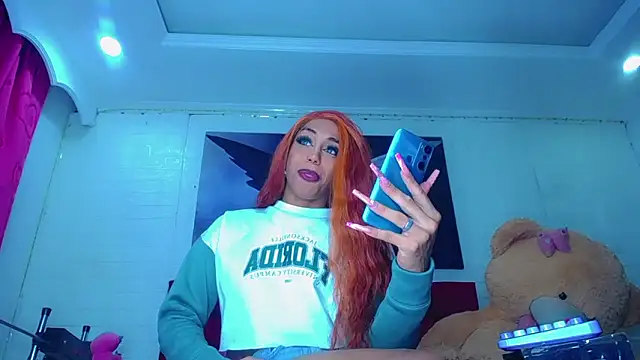 Snapshot of NahomiCamper chatting on January 13, 2026, 10:13 pm NahomiCamper online show from January 13, 2026, 10:13 pm