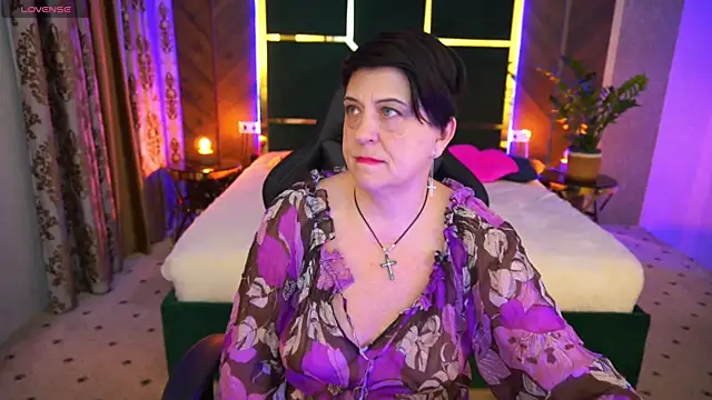 Snapshot of MilaSkyy chatting on March 7, 2025, 9:59 pm MilaSkyy online show from March 7, 2025, 9:59 pm