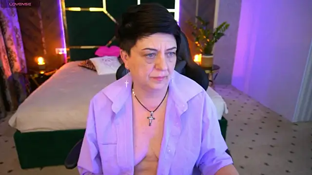 Snapshot of MilaSkyy chatting on March 15, 2025, 1:52 am MilaSkyy online show from March 15, 2025, 1:52 am