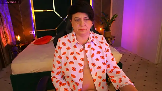 Snapshot of MilaSkyy chatting on March 20, 2025, 3:13 am MilaSkyy online show from March 20, 2025, 3:13 am