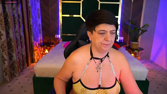 Snapshot of MilaSkyy chatting on March 12, 2025, 8:52 pm MilaSkyy online show from March 12, 2025, 8:52 pm