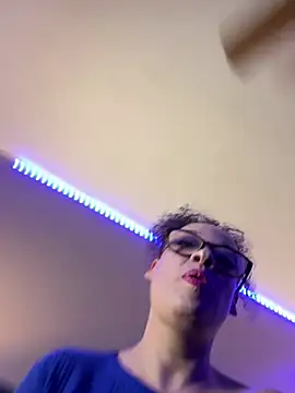 Snapshot of JusticeXXX68 chatting on December 26, 2024, 3:42 pm JusticeXXX68 online show from December 26, 2024, 3:42 pm