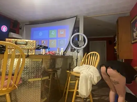 Snapshot of JusticeXXX68 chatting on November 18, 2025, 10:29 am JusticeXXX68 online show from November 18, 2025, 10:29 am