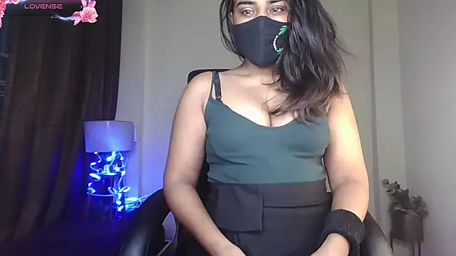 Black-Pearll online show from January 17, 2026, 8:07 am