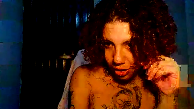 Submersidollx online show from May 13, 2026, 11:56 pm