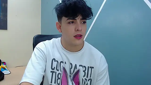 Snapshot of nolan_twink1 chatting on March 8, 2025, 5:43 pm nolan twink1 online show from March 8, 2025, 5:43 pm