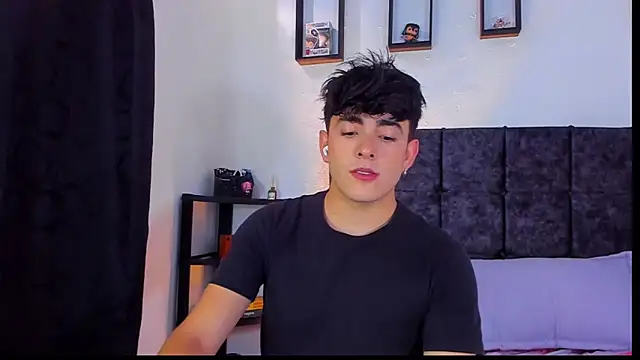 Snapshot of nolan_twink1 chatting on October 16, 2025, 7:44 pm nolan twink1 online show from October 16, 2025, 7:44 pm