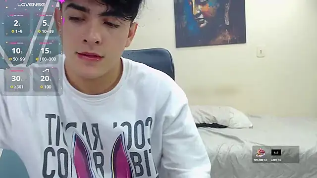 Snapshot of nolan_twink1 chatting on February 21, 2025, 5:42 pm nolan twink1 online show from February 21, 2025, 5:42 pm