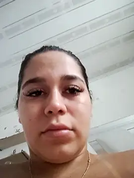 Snapshot of LaurenWelly_ chatting on October 8, 2025, 10:21 pm LaurenWelly online show from October 8, 2025, 10:21 pm