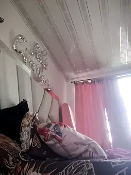 Snapshot of LaurenWelly_ chatting on November 27, 2025, 8:09 pm LaurenWelly online show from November 27, 2025, 8:09 pm