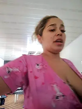 Snapshot of LaurenWelly_ chatting on November 7, 2025, 9:08 pm LaurenWelly online show from November 7, 2025, 9:08 pm