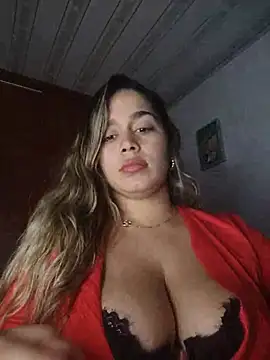 Snapshot of LaurenWelly_ chatting on May 19, 2026, 12:59 am LaurenWelly online show from May 19, 2026, 12:59 am