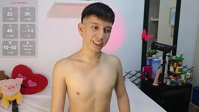 milky  boy  online show from March 12, 2026, 9:52 pm