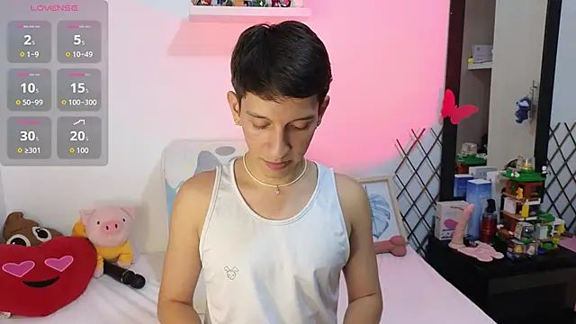 Snapshot of milky__boy_ chatting on November 9, 2025, 4:27 am milky boy online show from November 9, 2025, 4:27 am