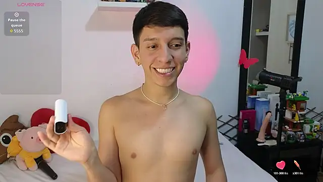 milky  boy  online show from March 7, 2026, 11:21 pm