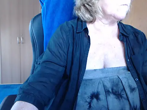 Snapshot of _sunshine__ chatting on February 15, 2026, 7:42 am sunshine online show from February 15, 2026, 7:42 am