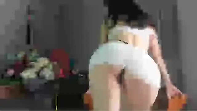 Snapshot of mali_haier chatting on February 20, 2025, 12:25 pm mali haier online show from February 20, 2025, 12:25 pm