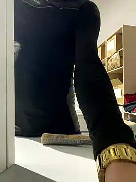 oscaar mb22 online show from December 2, 2024, 7:55 pm