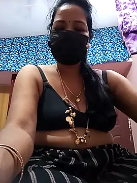 Snapshot of Tamil_sreelekha chatting on December 14, 2025, 5:18 pm Tamil sreelekha online show from December 14, 2025, 5:18 pm