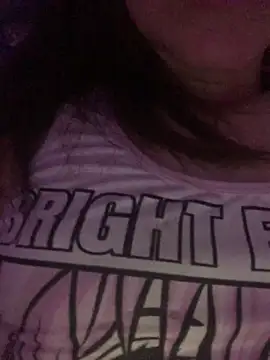 Snapshot of Larissasafadinha chatting on December 3, 2024, 5:49 pm Larissasafadinha online show from December 3, 2024, 5:49 pm