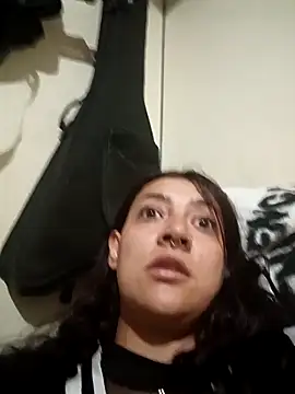 CORALINE GREYM online show from October 22, 2025, 6:24 am