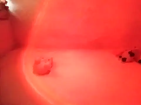 CORALINE GREYM online show from December 5, 2025, 7:34 pm