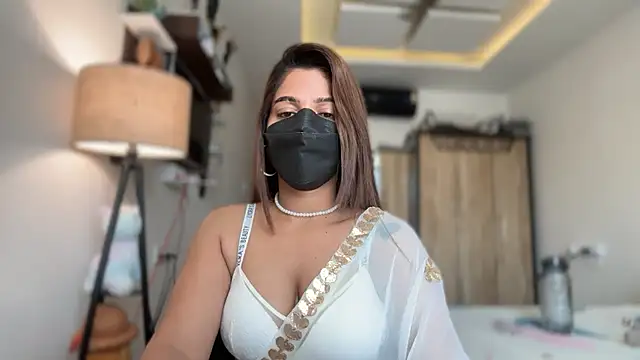 Hotty-Sana online show from April 1, 2026, 5:31 am