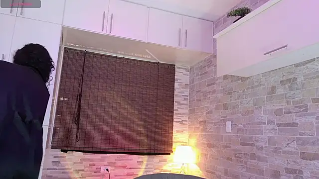 candyy bella online show from November 11, 2025, 7:30 pm