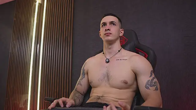 JacksonOlsenn online show from March 19, 2026, 9:04 pm