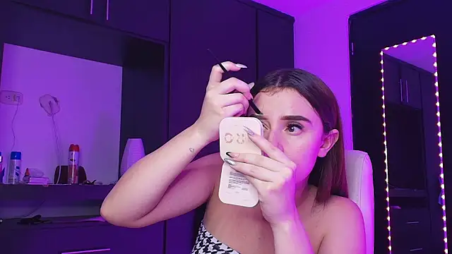 TinaJonnes  online show from March 17, 2026, 4:48 am