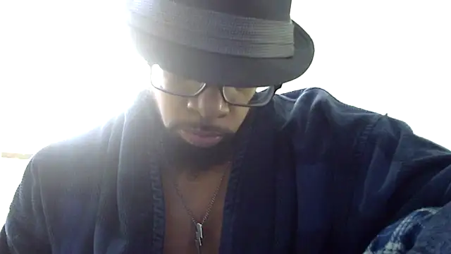 Snapshot of WhiskeyWood_DuhGOD chatting on November 19, 2025, 5:24 pm WhiskeyWood DuhGOD online show from November 19, 2025, 5:24 pm