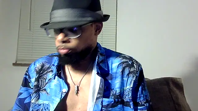Snapshot of WhiskeyWood_DuhGOD chatting on September 14, 2025, 1:17 am WhiskeyWood DuhGOD online show from September 14, 2025, 1:17 am
