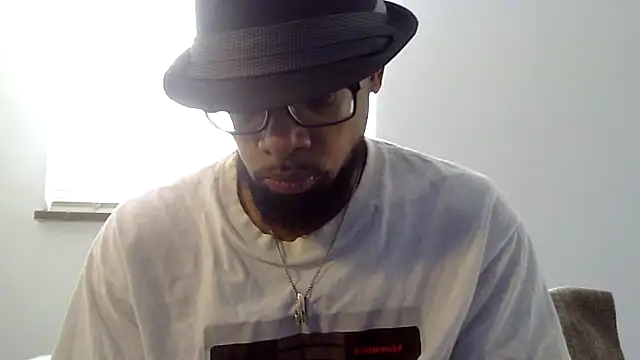 Snapshot of WhiskeyWood_DuhGOD chatting on October 9, 2025, 4:29 pm WhiskeyWood DuhGOD online show from October 9, 2025, 4:29 pm