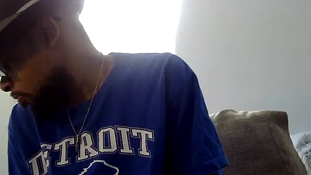 Snapshot of WhiskeyWood_DuhGOD chatting on October 13, 2025, 4:41 pm WhiskeyWood DuhGOD online show from October 13, 2025, 4:41 pm