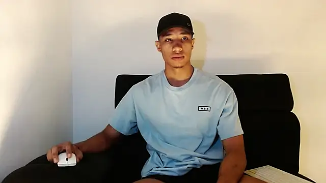 JacksonCooper1 online show from March 22, 2025, 7:09 pm