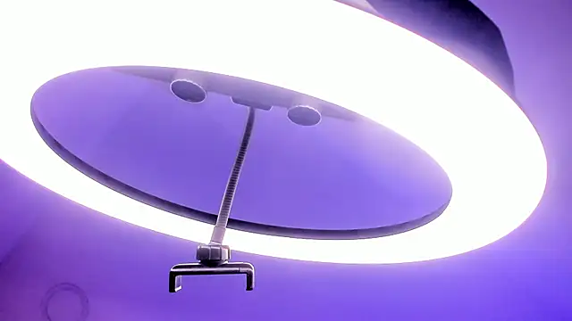 melody cute  online show from March 12, 2025, 9:23 am