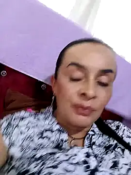 Samantha Sullivan  online show from January 13, 2026, 10:13 pm