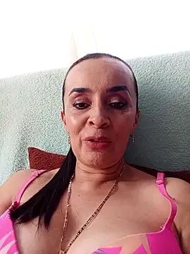 Samantha Sullivan  online show from February 25, 2026, 3:56 pm