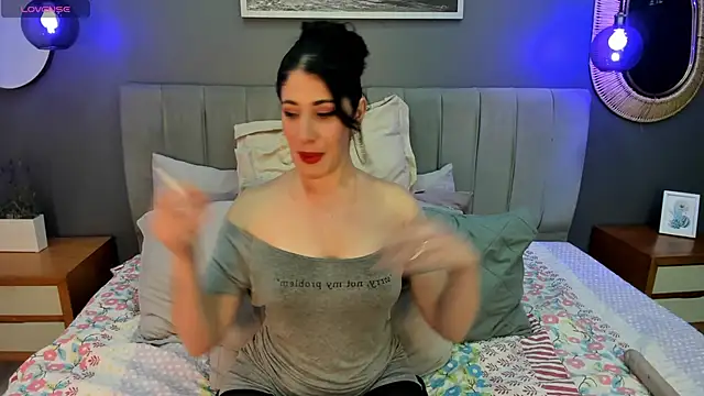 Vero wayne online show from October 14, 2025, 5:02 pm