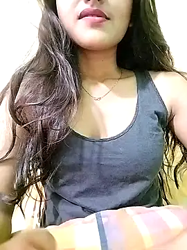 MISSQUEEN48 online show from February 3, 2025, 4:35 am